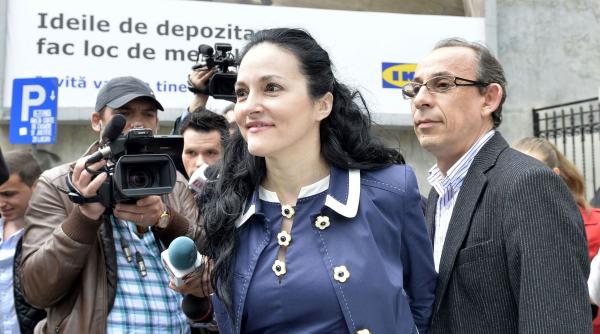 alina bica italia scapa puscarie