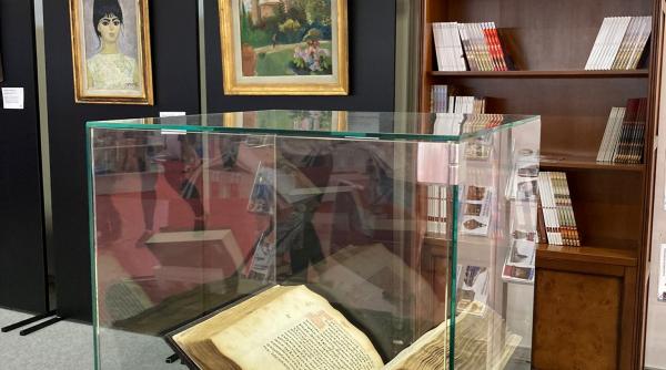 cea mai veche carte romaneasca expusa la bookfest trei zile