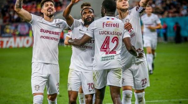 rapid invins fcsb suporteri cutit petarde