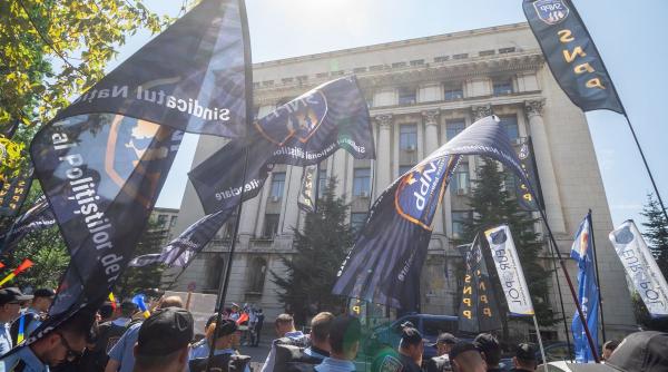 angajati penitenciare protest