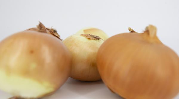 metoda simpla indepartare miros intepator ceapa