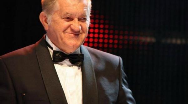 marele actor dorel visan intr un recital extraordinar de muzica si poezie la ateneul roman