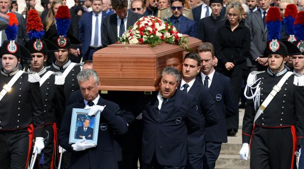 italia reforma berlusconi drepturi acuzati