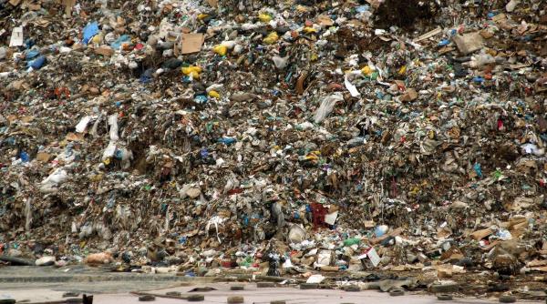 avertisment comisia europeana primaria capitalei tinte reciclare nicusor dan gunoaie