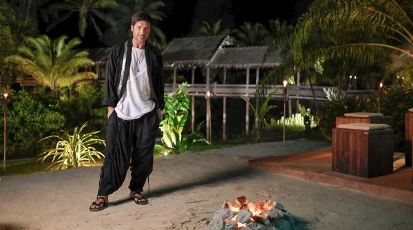 insula iubirii dovedeste din nou cat poate fi de surprinzatoare concurent din cuplu fata in fata cu o cunostinta in rol de ispita