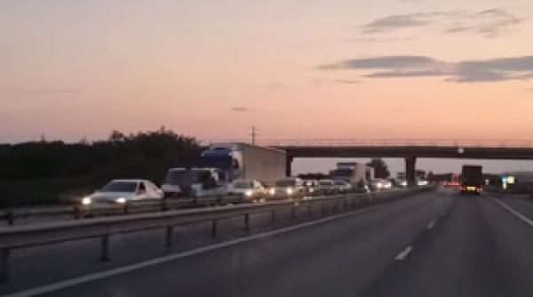 motocicleta rasturnata autostrada a1 trafic oprit
