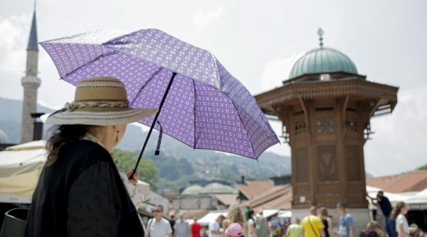 canicula trei continente temperaturi pese 40 grade celsius