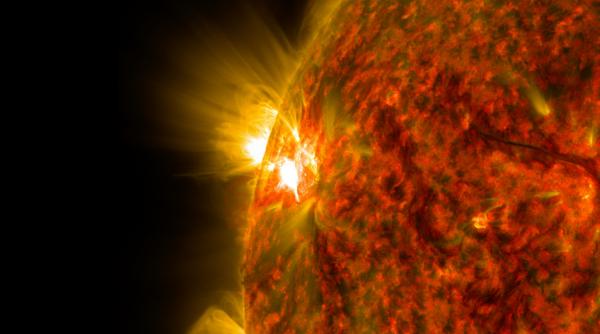 eruptii solare puternice lovesc pamantul efecte