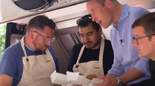 print william servit burgeri camion englezi strada