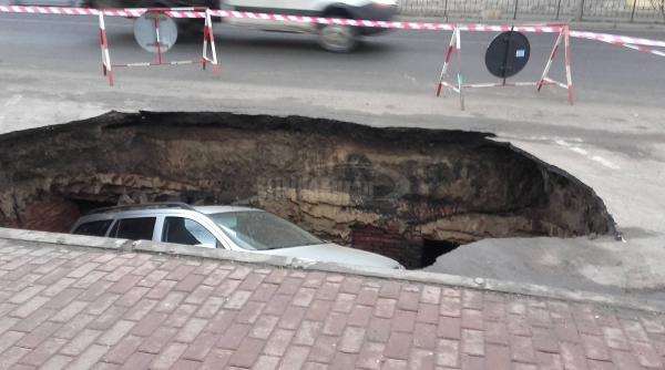 avarie masina groapa despagubiri reparatii