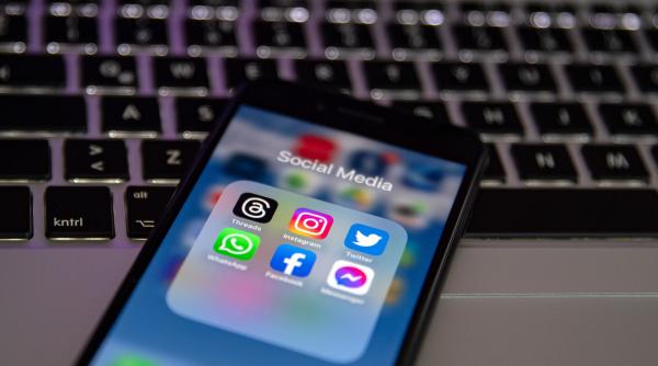 atentie mesaje tragice facebook recomandari utilizatori