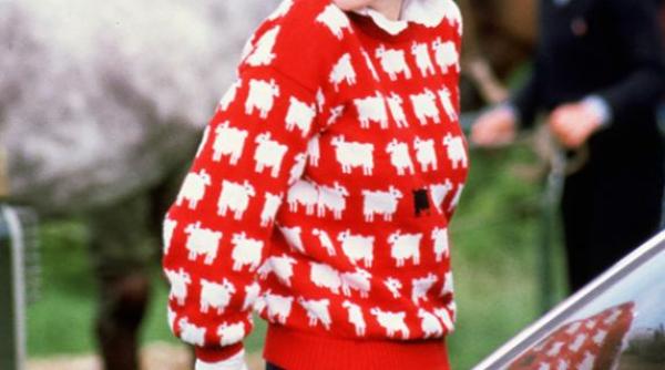 pulover oi printesa licitatie