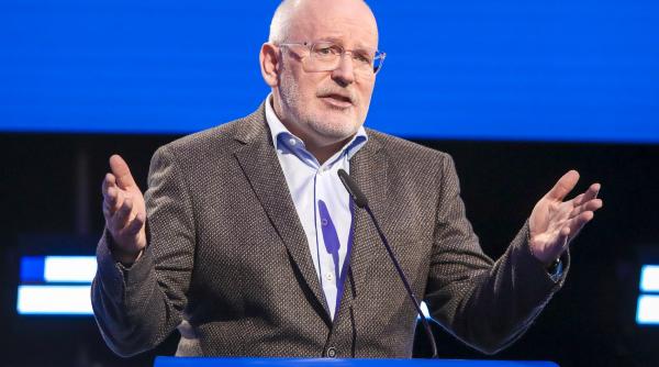 frans timmermans demisie comisia europeana