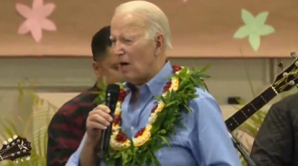 joe biden vizita infuriat maui incendii 114 morti discurs pisica