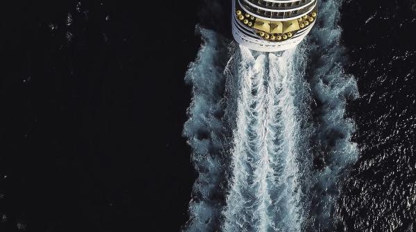 petrece sarbatorile de iarna intr un mod inedit la bordul unui vas de croaziera