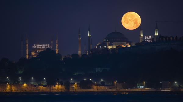 fenomen rar superluna albasta 30 31 august 2021 ultima acest deceniu explicatii stiintifice