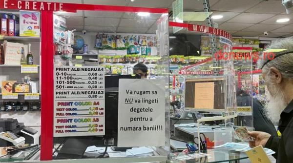 afis inedit xerox capitala rugam nu lingeti degete