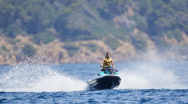 turisti ski jet impuscati mortal largul coastelor algeriei