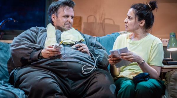 balena premiat la oscar in premiera nationala la teatrul metropolis