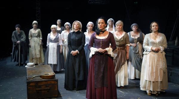 teatrul national din bucuresti participa la reuniunea teatrelor nationale de la chisinau cu doua spectacole si o expozitie