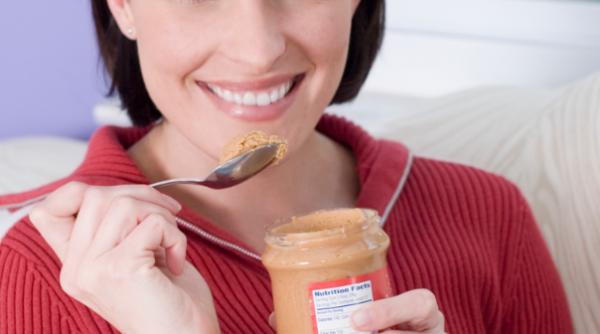 unt arahide riscuri calorii grasimi trans