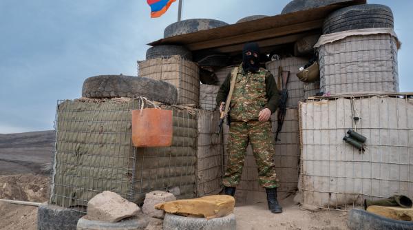 razboi armenia azerbaidjan rusia sua cer incetare ostilitati