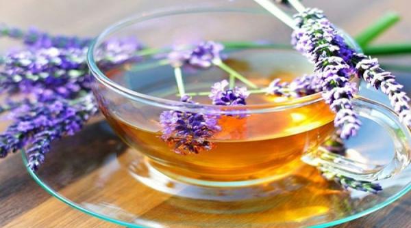 6 ceaiuri calmante consumate inainte culcare