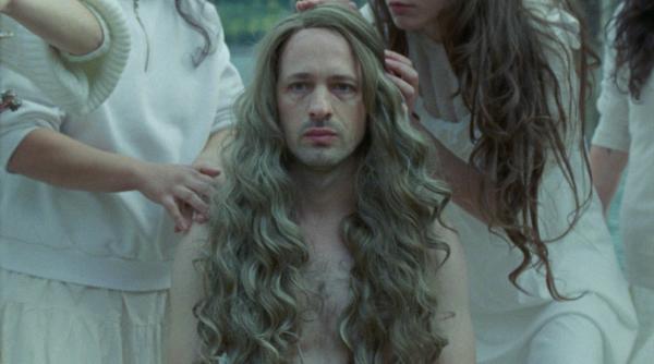 mammalia de vineri pe marile ecrane din romania