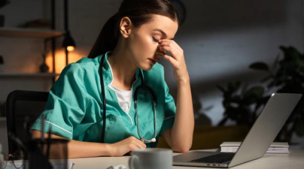 7 solutii reducere oboseala ochi ecrane digitale