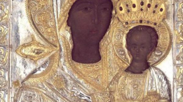 icoana maicii domnului disparut 3 ori manastire rugaciune facatoare minuni