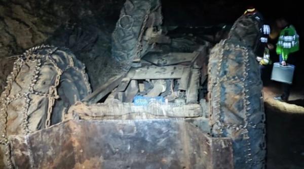 accident feroviar barbat beat fara permis lovit tren utilaj tractat microbuz