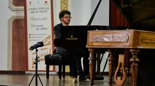 pianistul catalin raducanu va incheia la ateneul roman pe 24 octombrie turneul national un artist un pian si un tambal clasic jazz folclor