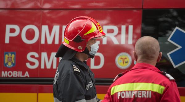 Incendiu într-un depozit de materiale de construcții din județul Vaslui