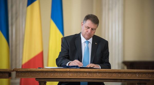 Iohannis a promulgat legea privind măsurile fiscal-bugetare