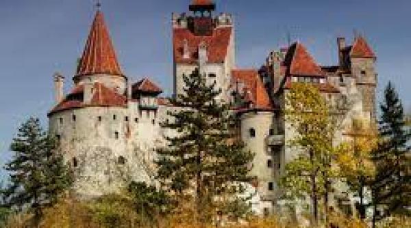 Castelul Bran sărbătorește Halloween-ul în acest weekend