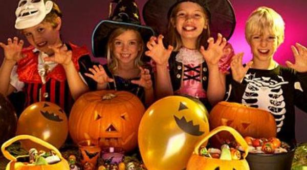 Tradiții, obiceiuri și superstiții de Halloween!