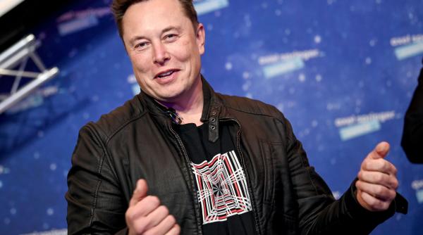 XAI a lui Musk se pregătește pentru primul model de inteligență artificială pentru un grup select