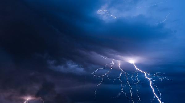 Schimbare dramatică a vremii în weekend. ANM anunţă prognoza meteo actualizată