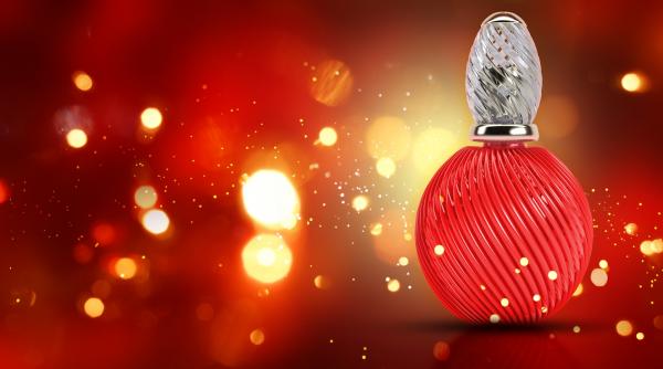 cum sa cumperi mai ieftin cele mai populare parfumuri de brand pentru cadourile de craciun