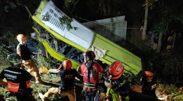 curba ucigasa 16 morti autobuz rapa filipine