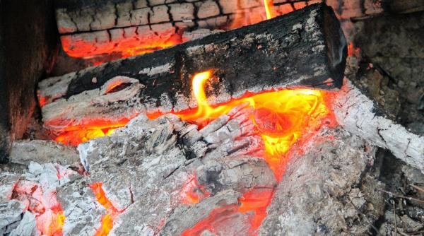 femeie arsa ucisa incendiu jar soba dorohoi