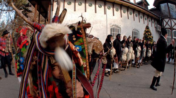 colinde traditii simbol semnificatie regiuni romania nastere iisus