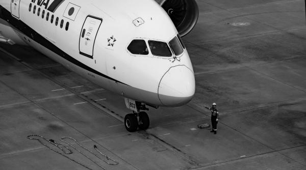 avion pasageri aterizat urgenta aeroport japonia