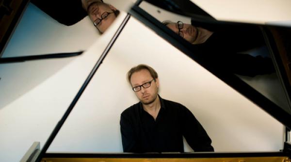 recital de pian mendelssohn puccini morricone sustinut de roberto prosseda