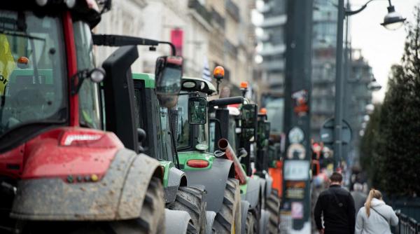 franta modificare legislatie ue fermieri protesteaza