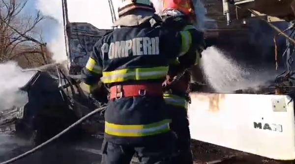 autoturism camion luat foc accident judetul galati