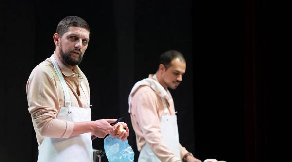 sunt un criminal si un tata de familie in premiera absoluta la teatrul metropolis