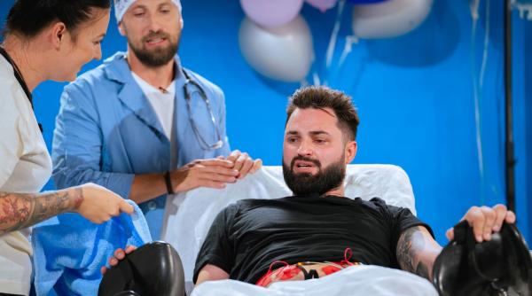 diseara la power couple romania la bine si la greu barbatii intra in sala de nasteri iar dani otil anunta primul cuplu propus la eliminare