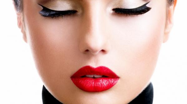 blenduirea creionului de buze pasul esential pentru un machiaj impecabil