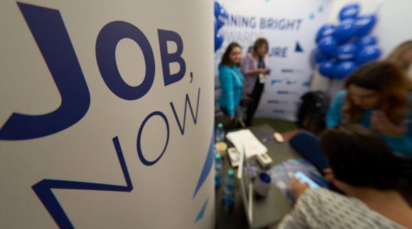 tineri pensii munca familie varsta